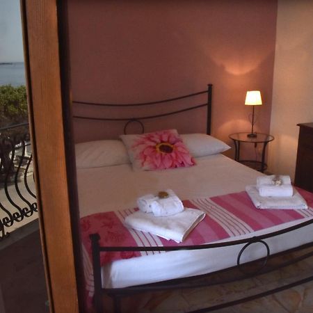 Apartament Plaza Giardini-Naxos Zewnętrze zdjęcie