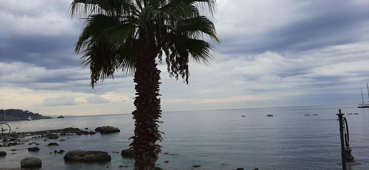 Apartament Plaza Giardini-Naxos Zewnętrze zdjęcie