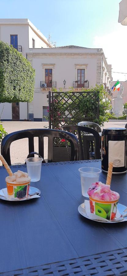 Apartament Plaza Giardini-Naxos Zewnętrze zdjęcie
