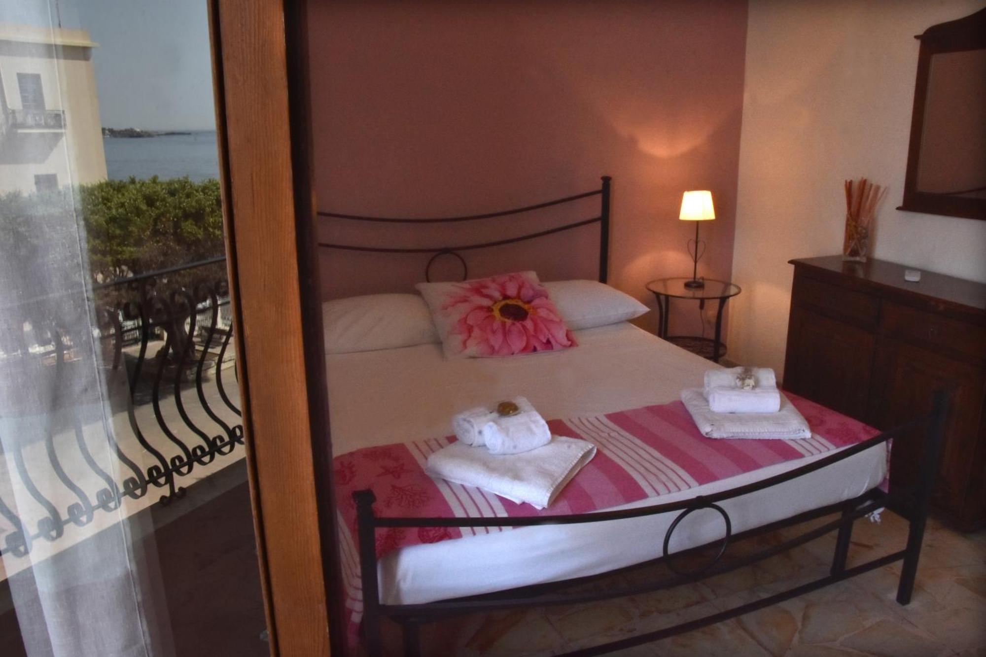Apartament Plaza Giardini-Naxos Zewnętrze zdjęcie