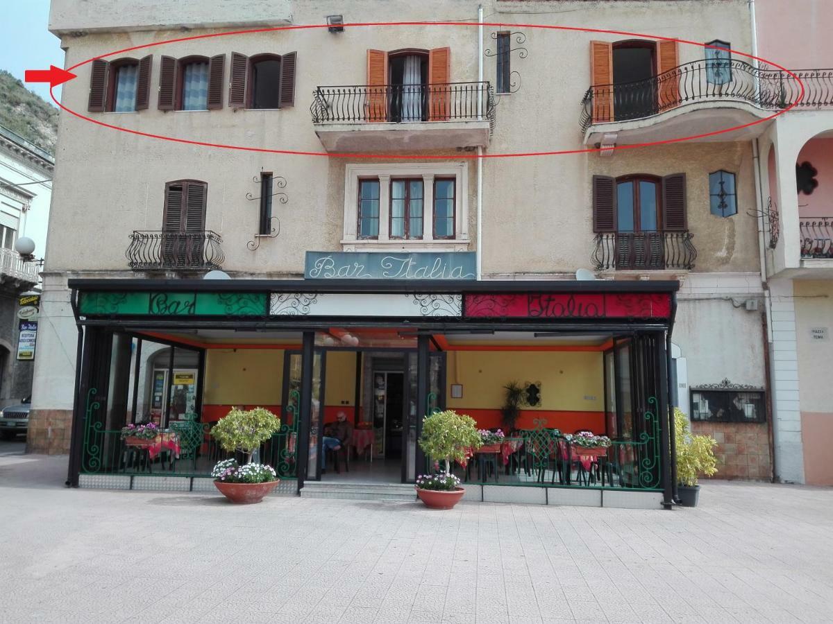Apartament Plaza Giardini-Naxos Zewnętrze zdjęcie